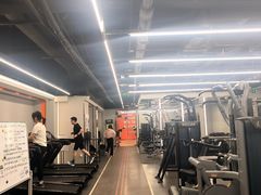 -乐刻运动健身(同曦假日百货店)