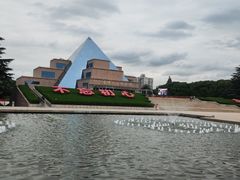 -上海市龙华烈士陵园