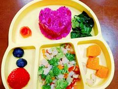 -优护佳医护级月嫂(和睦家浦西店)