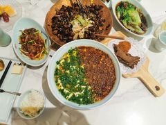 -乔阿马·江南味·驴肉香(龙湖华泾天街店)