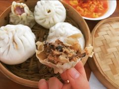 -白玉兰食品(汇联商厦店)