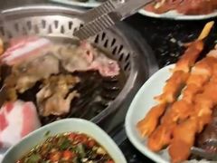 -釜御山海鲜烤肉火锅自助(新城市中心店)