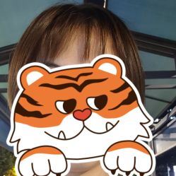-苑苑发型设计