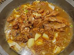 -粘豆包铁锅炖二部(温泉街店)