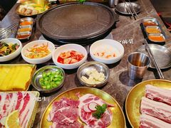 -彭妈家•韩国烤肉料理(张杨路店)