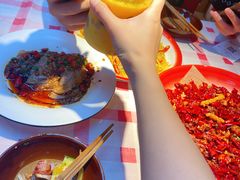 -思博半步颠小酒馆(梦时代店)