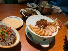 -龙聚德北京烤鸭(沙坪坝华宇A馆店)