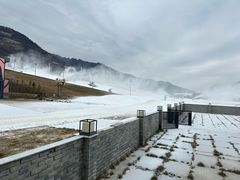 -鳌山滑雪度假区