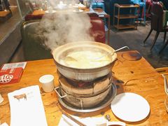 -捞围鲜·港式打边炉(海阳路店)