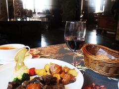 德式红酒烩牛肉配炸土豆-中山路壹号传奇club·啤酒花园餐厅
