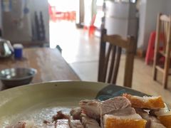 -洲心明记烧肉大粥(总店)