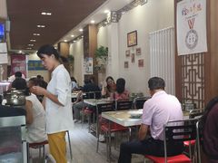 大堂-伊兴面片·清真(五泉山店)