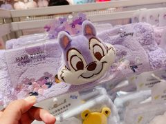 -名创优品(北京新中关购物中心地铁层店)