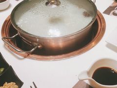 -洪氏嗨捞·猪肚鸡火锅(阳光天地店)