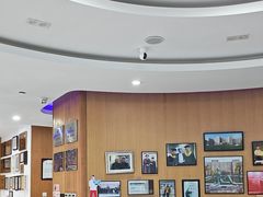 -雅悦齿科(顾村公园店)
