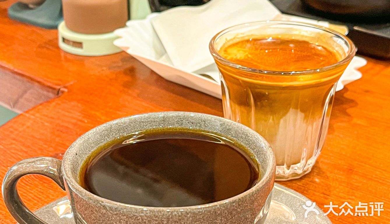 院子里的小惊喜，藏在五羊邨宝藏咖啡店