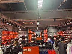 -NIKE上海青浦优选体验店