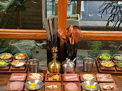 -银米·云南传统过桥米线(双廊黑金冠店)