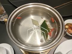 -鼎泰亨·海鲜牛肉餐厅(滨江店)