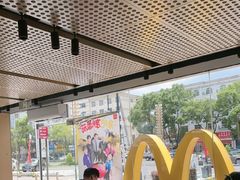 -麦当劳(台州路桥DT店)