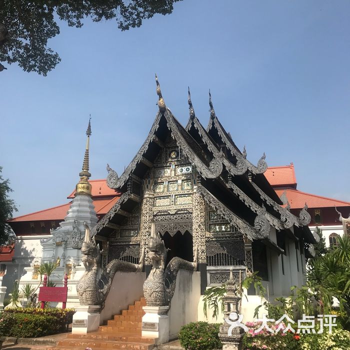 素攀石本头公古庙