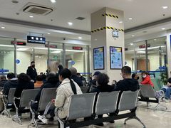 -汉中路(地铁站)
