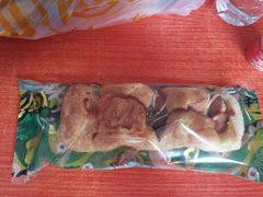 波浪香肠丹麦面包-中粮丰通（北京)食品有限公司