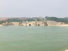 -黄河小浪底水利枢纽风景区