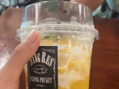 -Dang restaurant (patong phuket)