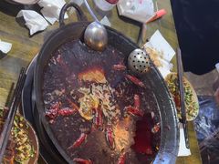 -黄潇洒老火锅(九眼桥宏济巷店)