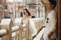 欧美时尚-巴黎婚纱摄影工作室