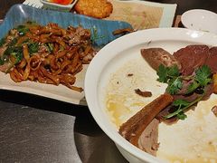 -潮界(LU·ONE凯德晶萃广场店)