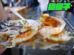 -席娜卡琳火车铁道夜市