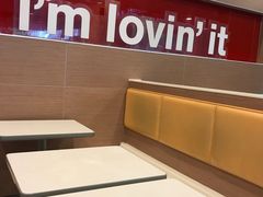 -麦当劳(轻轨曹杨路店)