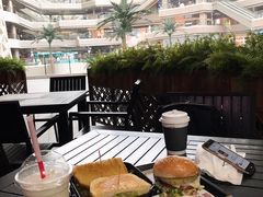 -The Habit Burger Grill 哈比特汉堡(爱琴海店)
