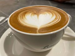 -LEO CAFE