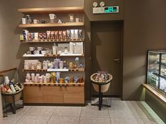 -星巴克(广州淘金路店)