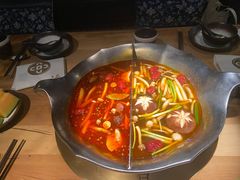 台式麻辣锅-湊湊火锅·茶憩(杭州湖滨银泰in77店)