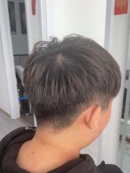 -LILI·HAIR SALON理理造型