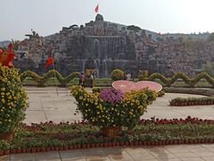 -雪山彩虹谷景区