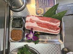 -明洞阿姨·韩式酱蟹烤肉·创意料理(望京1988创始店)