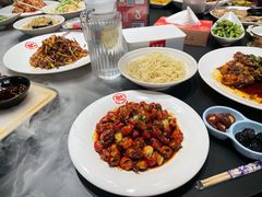 -肥肥虾庄·金牌油焖大虾(杨园滨江时代walk店)