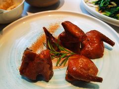 玻璃脆皮妙龄乳鸽-潮上潮(南中环店)