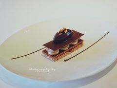 香草巧克力拌榛子杏仁-Caprice(香港四季酒店)