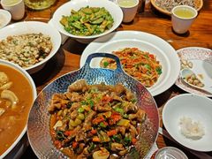 -黄弟大排档·湖南菜·小龙虾·小海鲜(凯旋北路店)