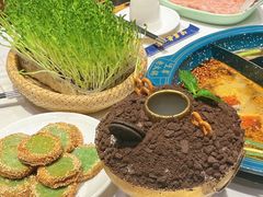 -阿瓦山寨·湘菜现炒·剁椒鱼头王(咸阳总店)