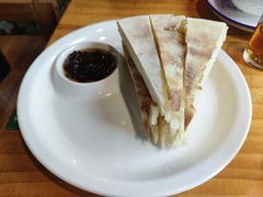 地锅馍-小小河边鱼(天润城店)