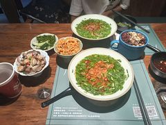 -八月美食小馆(银泰城总店)