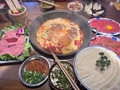 -萍姐火锅·公路夜市(武汉首店)