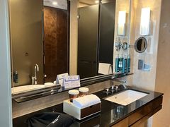 -广州天河希尔顿酒店